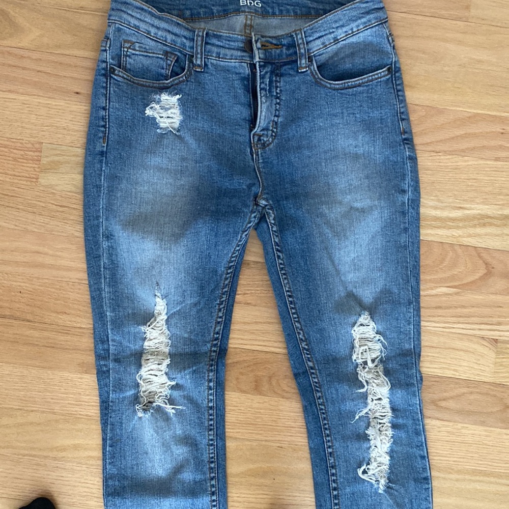 BDG Mid Rise Ripped Skinny Jeans - Picture 2 of 4